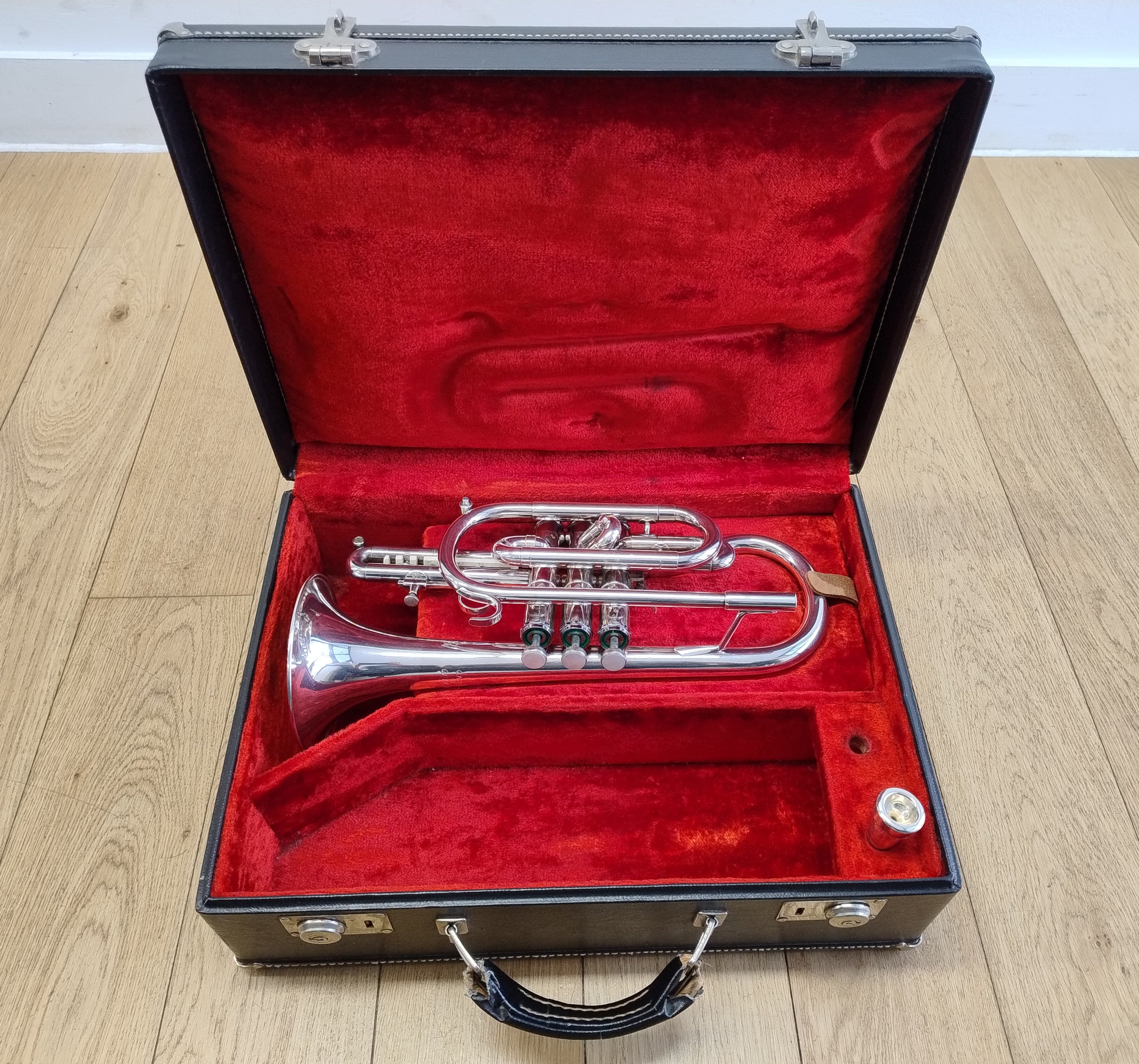 Getzen Capri Bb Cornet (Pre-owned)