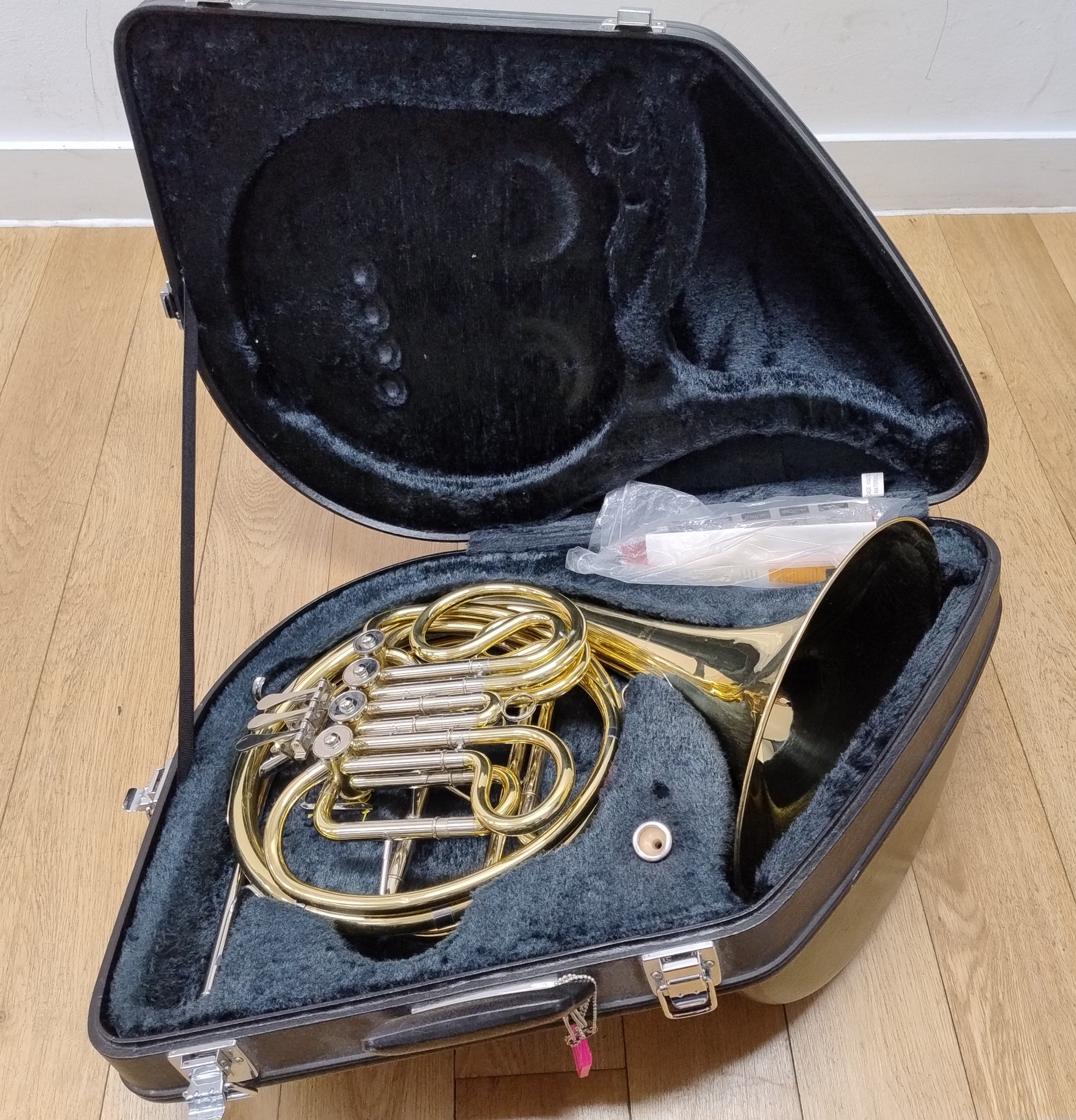 Yamaha YHR567 F/Bb French Horn (Pre-owned)