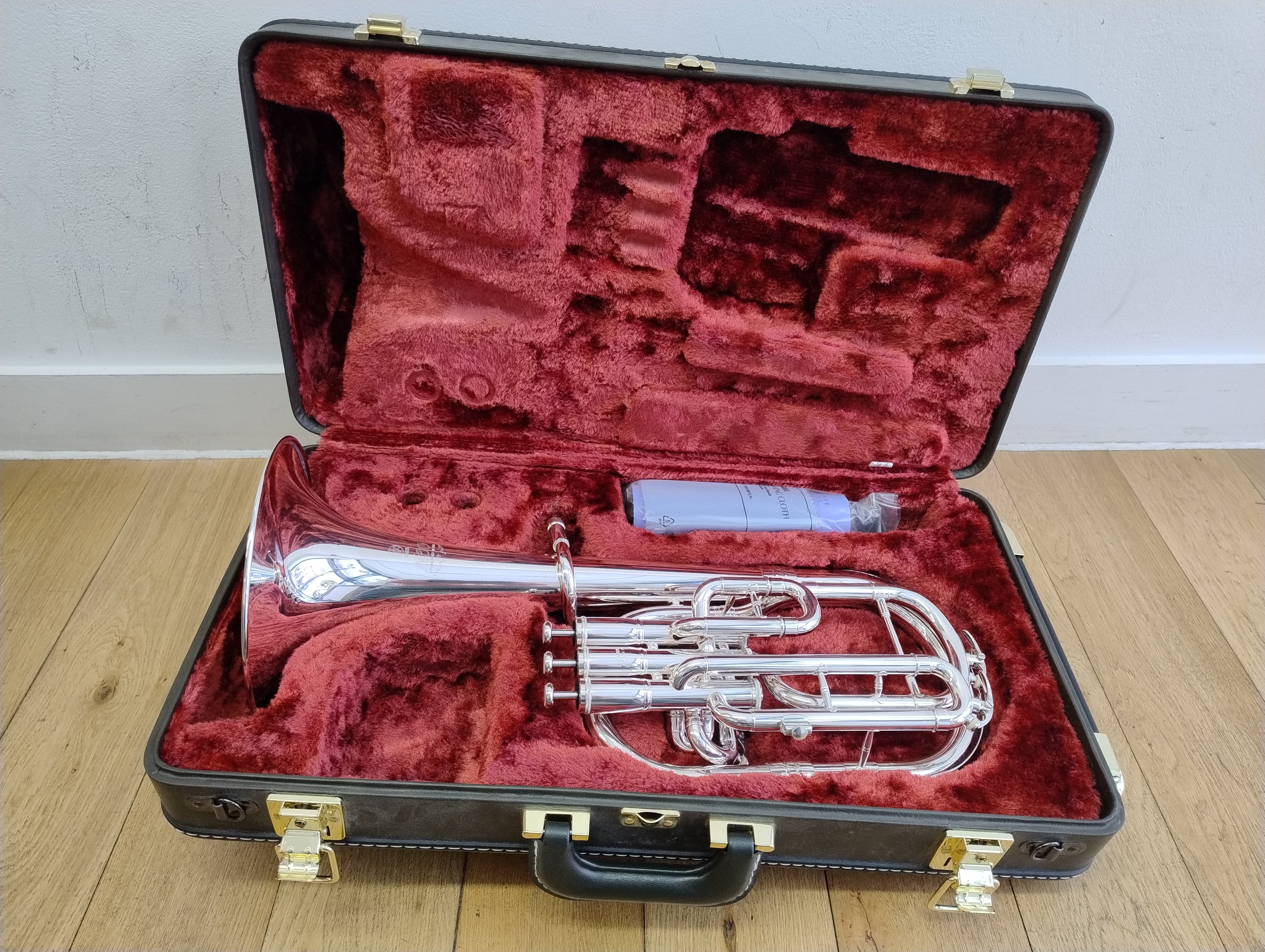 Yamaha Neo YAH803S Eb Tenor Horn (Pre-owned)