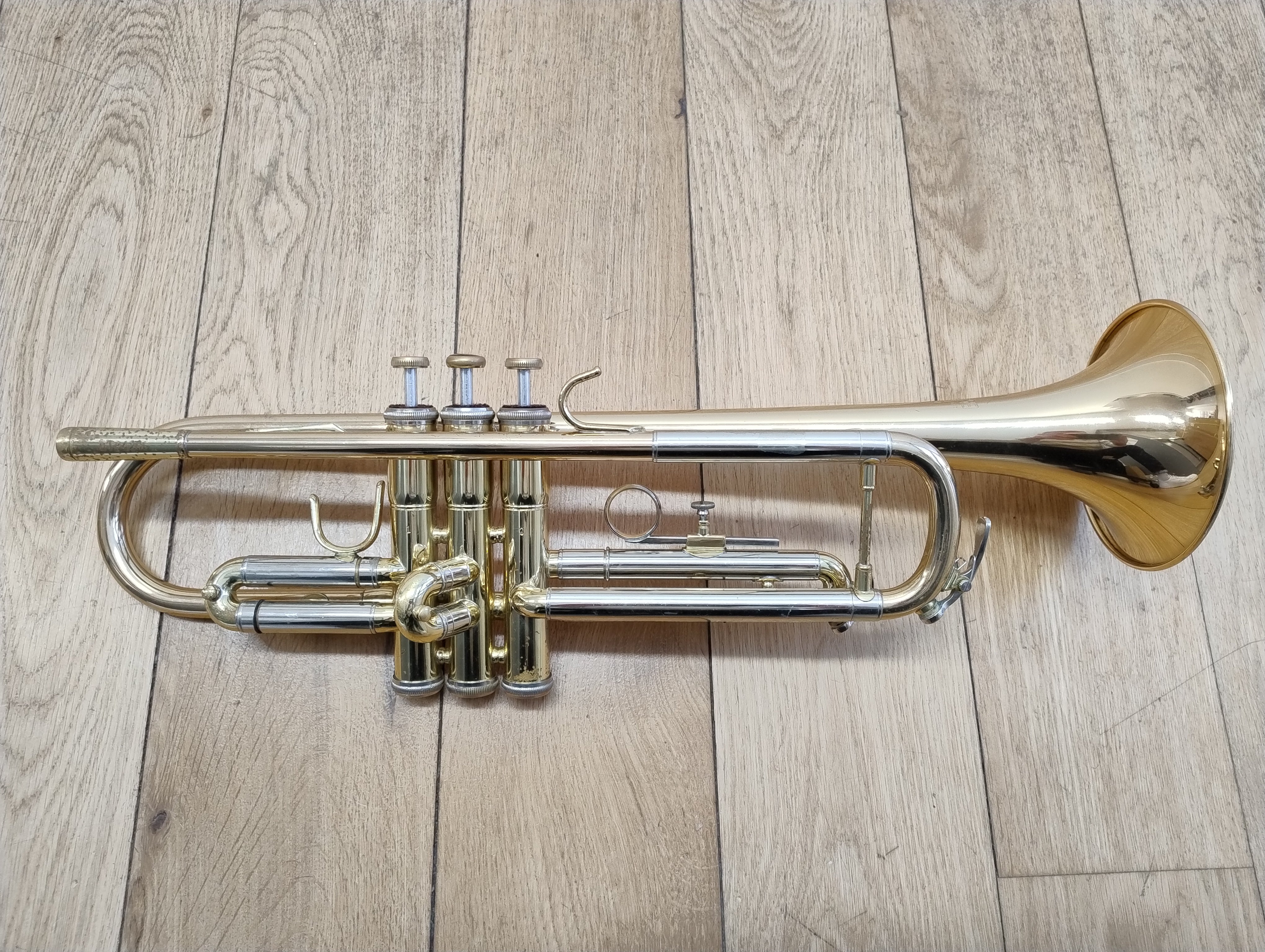 Eastman ETR420G Bb Trumpet (Pre-owned)
