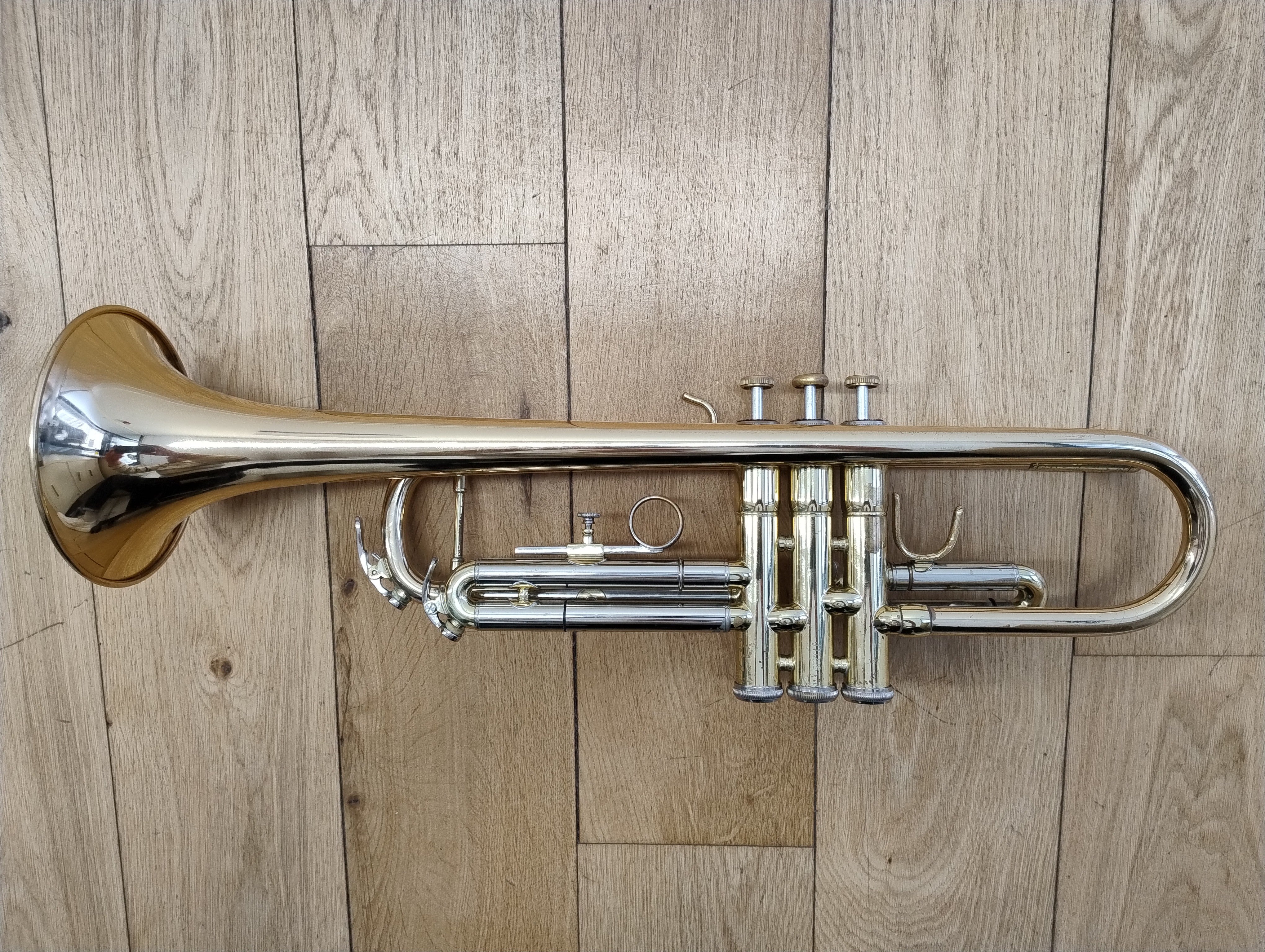 Eastman ETR420G Bb Trumpet (Pre-owned)