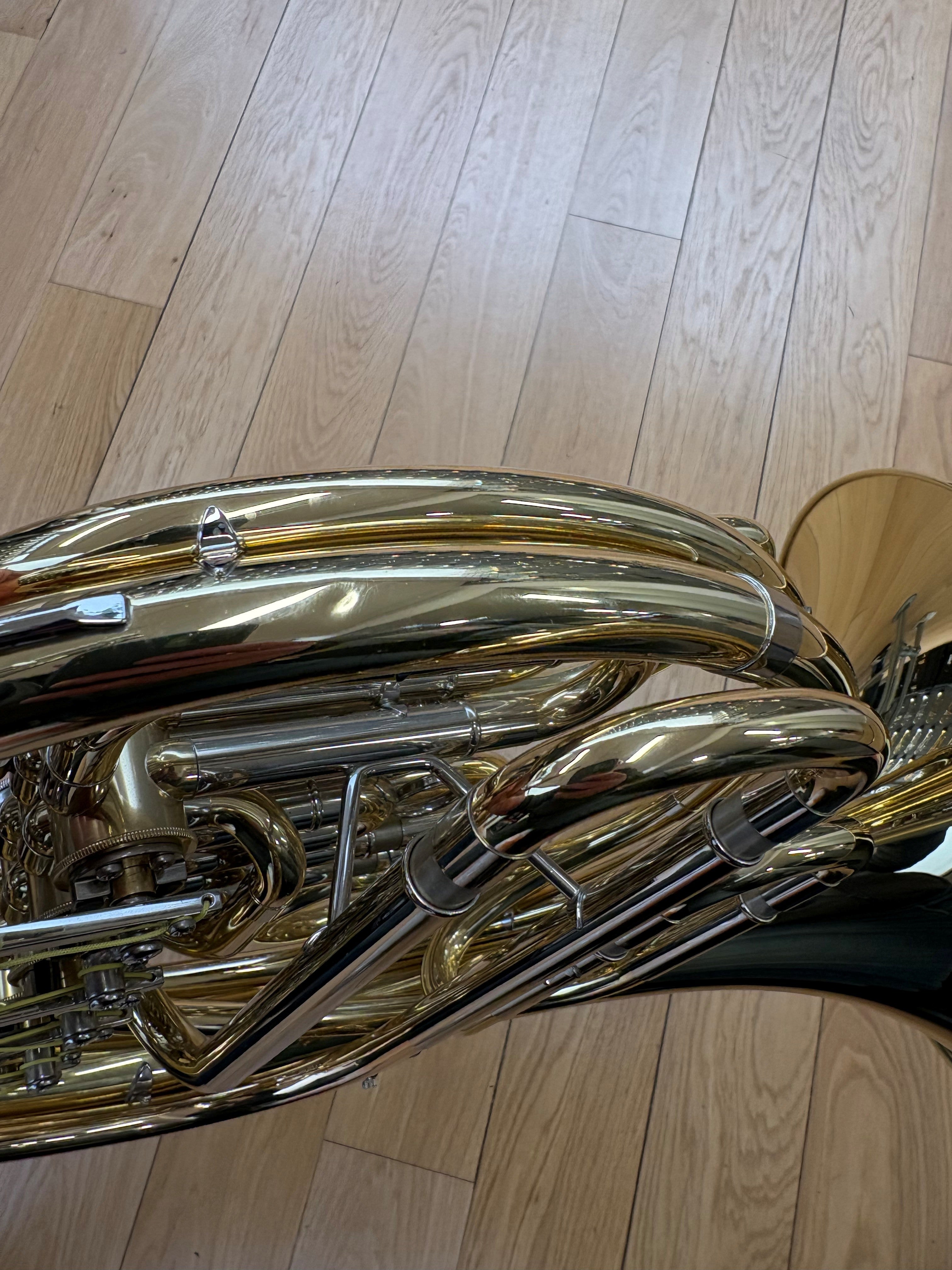 Yamaha 567 French Horn full double - Shop Soiled