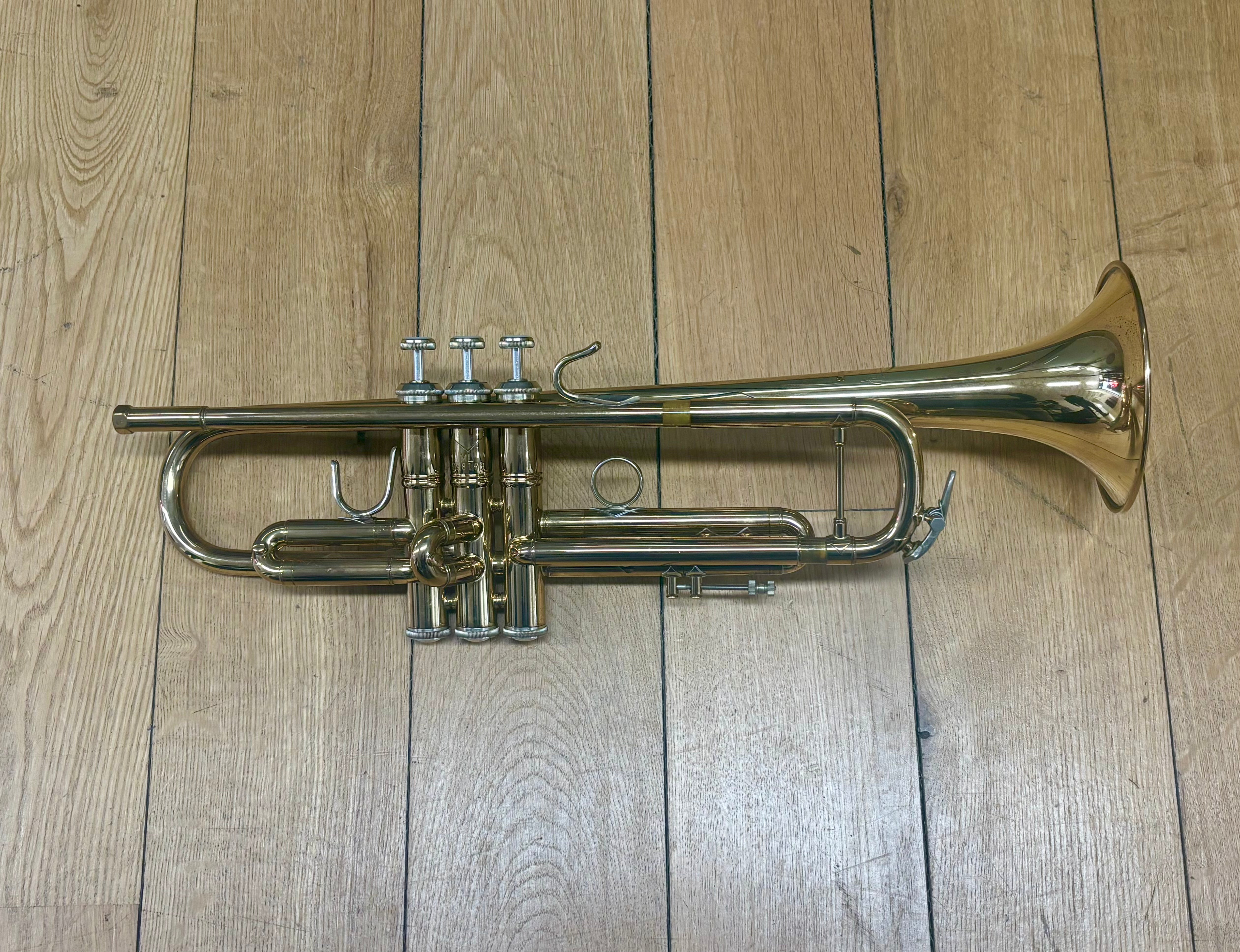 Bach Stradivarius LR180ML37 Bb Trumpet (Pre-owned)
