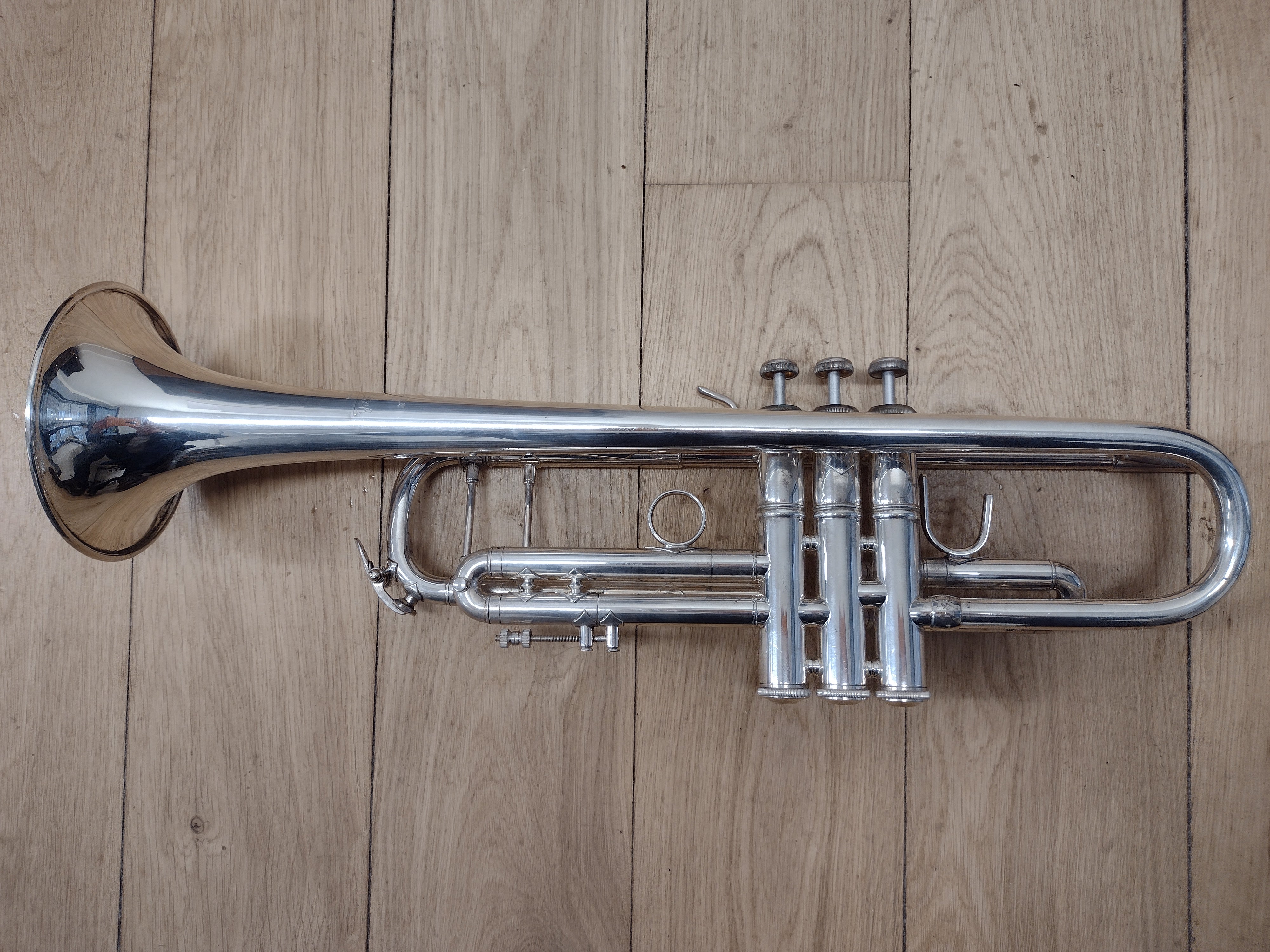 Bach Stradivarius LTS180ML37 Bb Trumpet (Pre-owned)