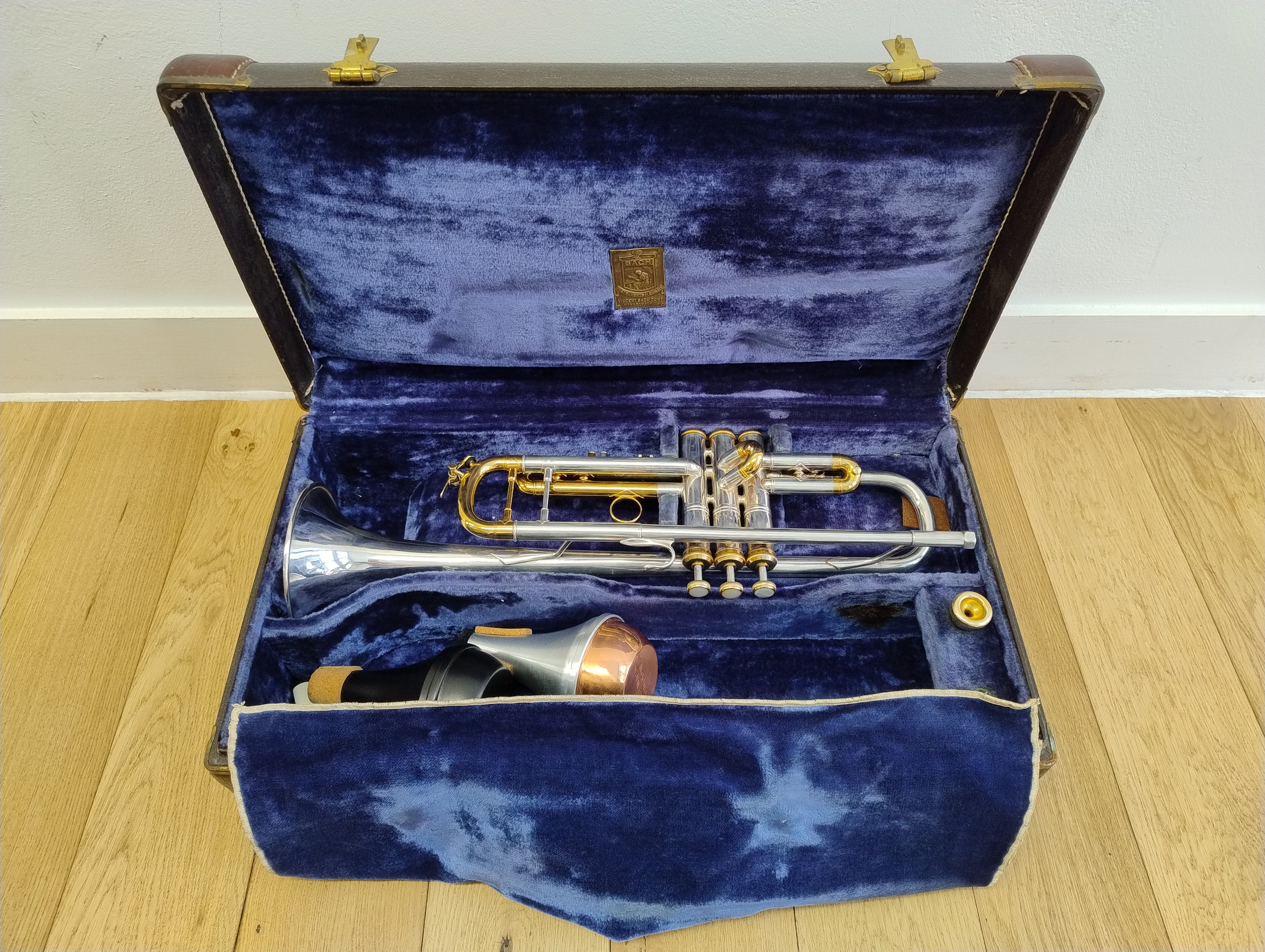 Bach Stradivarius Mount Vernon Bb Trumpet (Pre-owned)