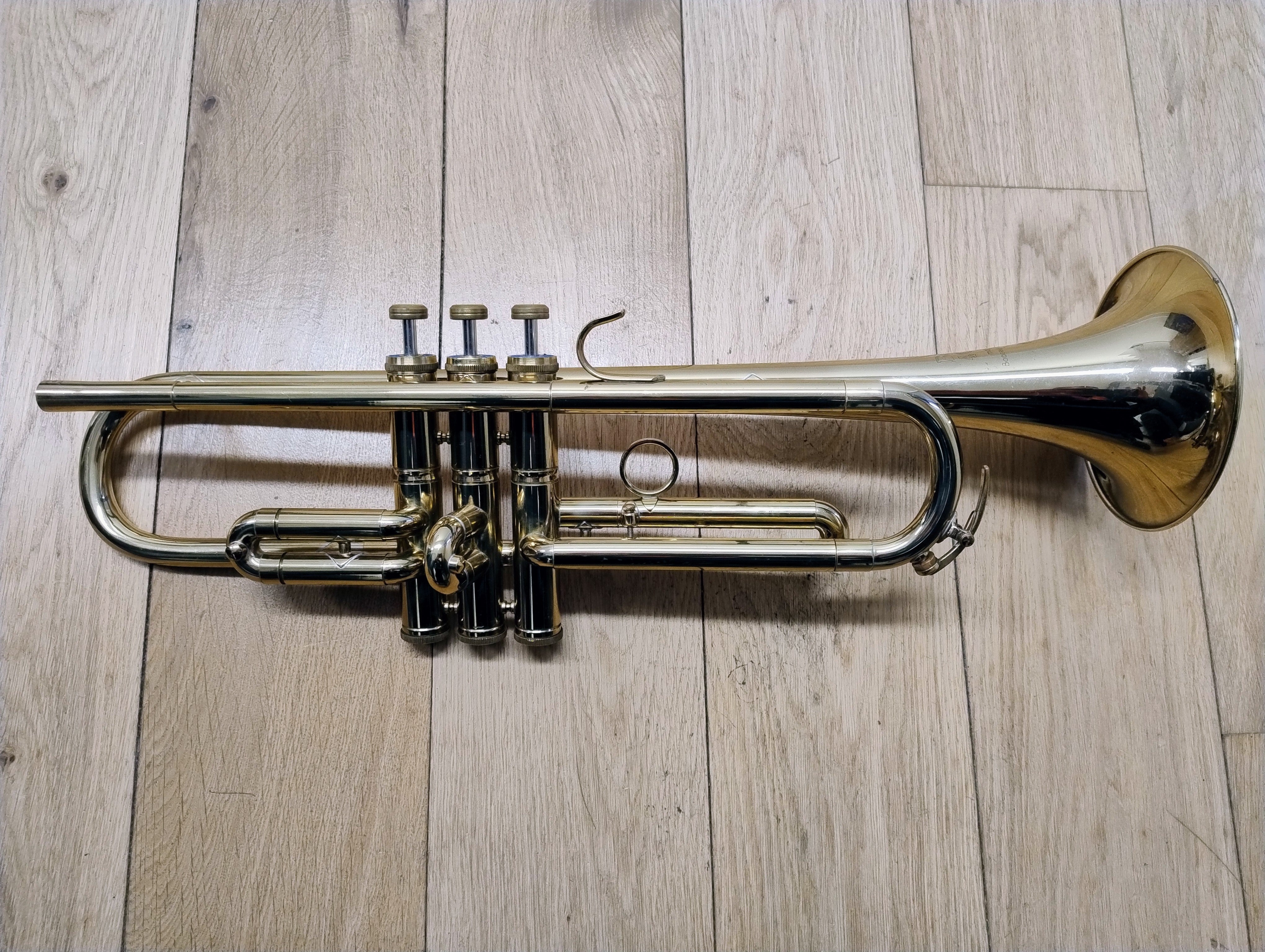 B&H 400 Bb Trumpet (Pre-owned)