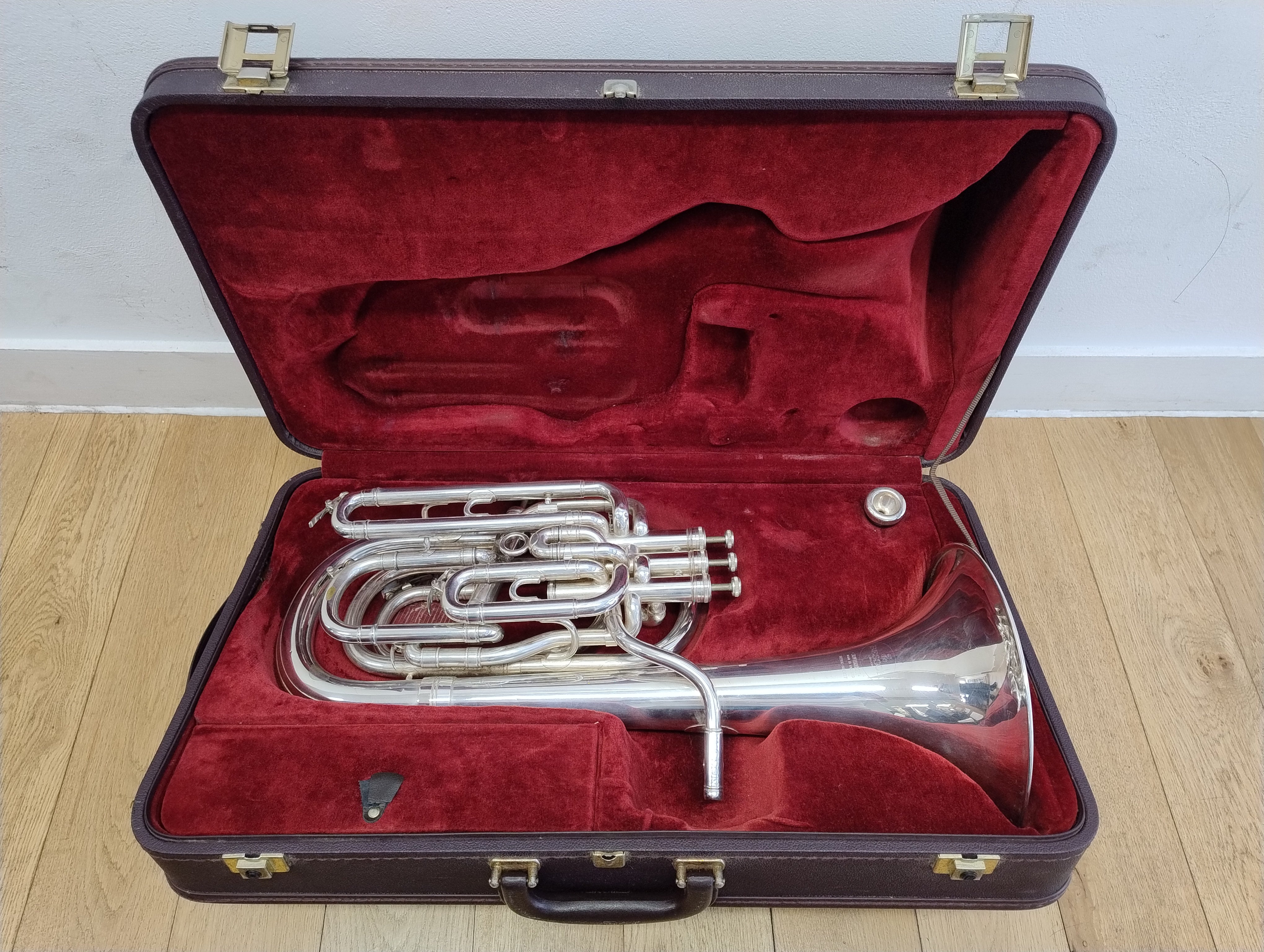 Besson Sovereign 956-2 4-Valve Baritone (Pre-owned)