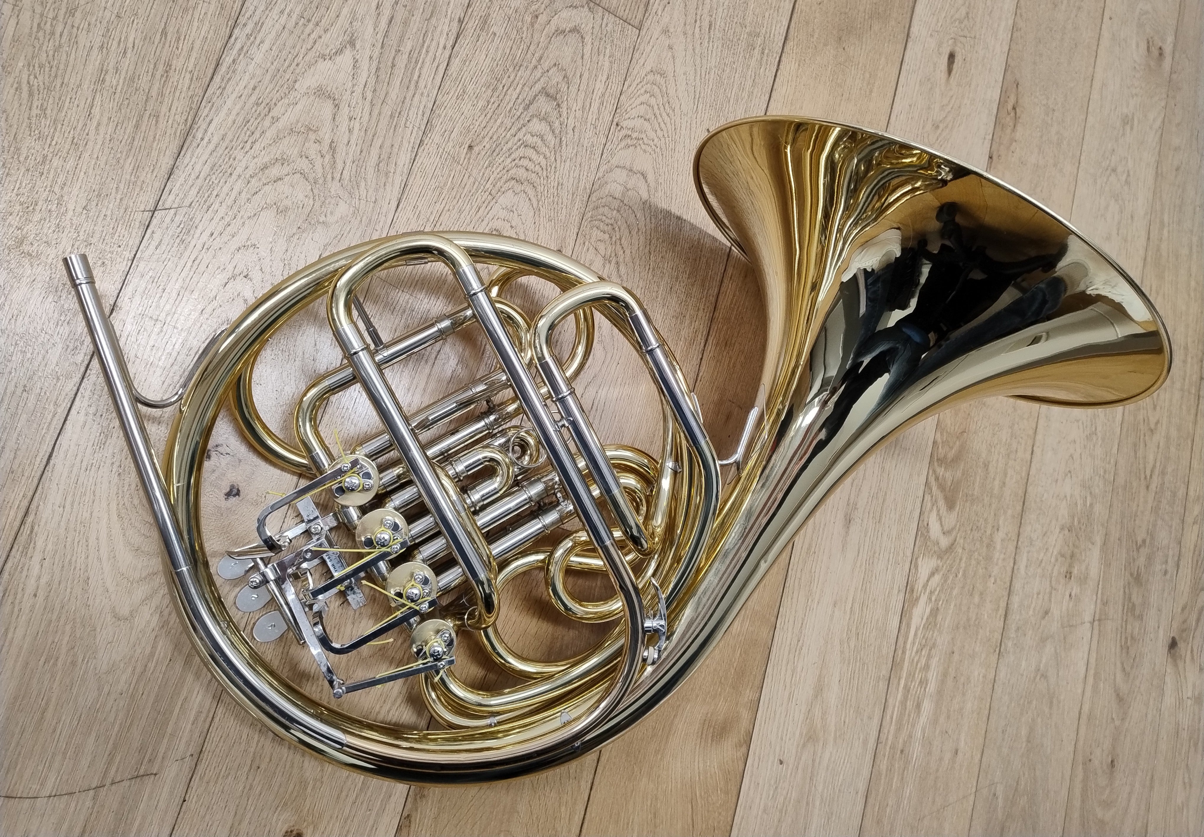 Yamaha YHR567 F/Bb French Horn  (Pre-owned)