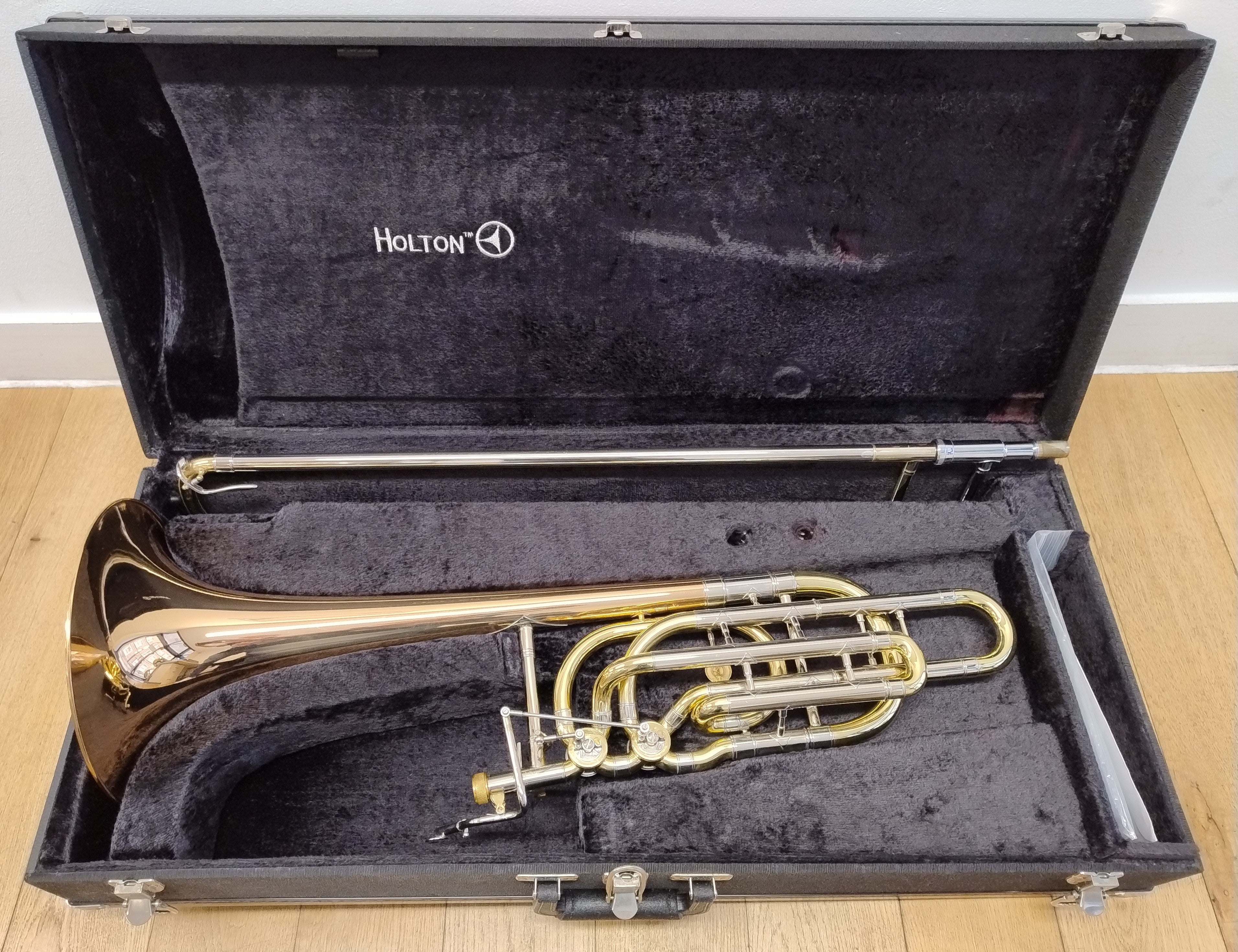 Holton TR181 Bass Trombone  (Pre-owned)