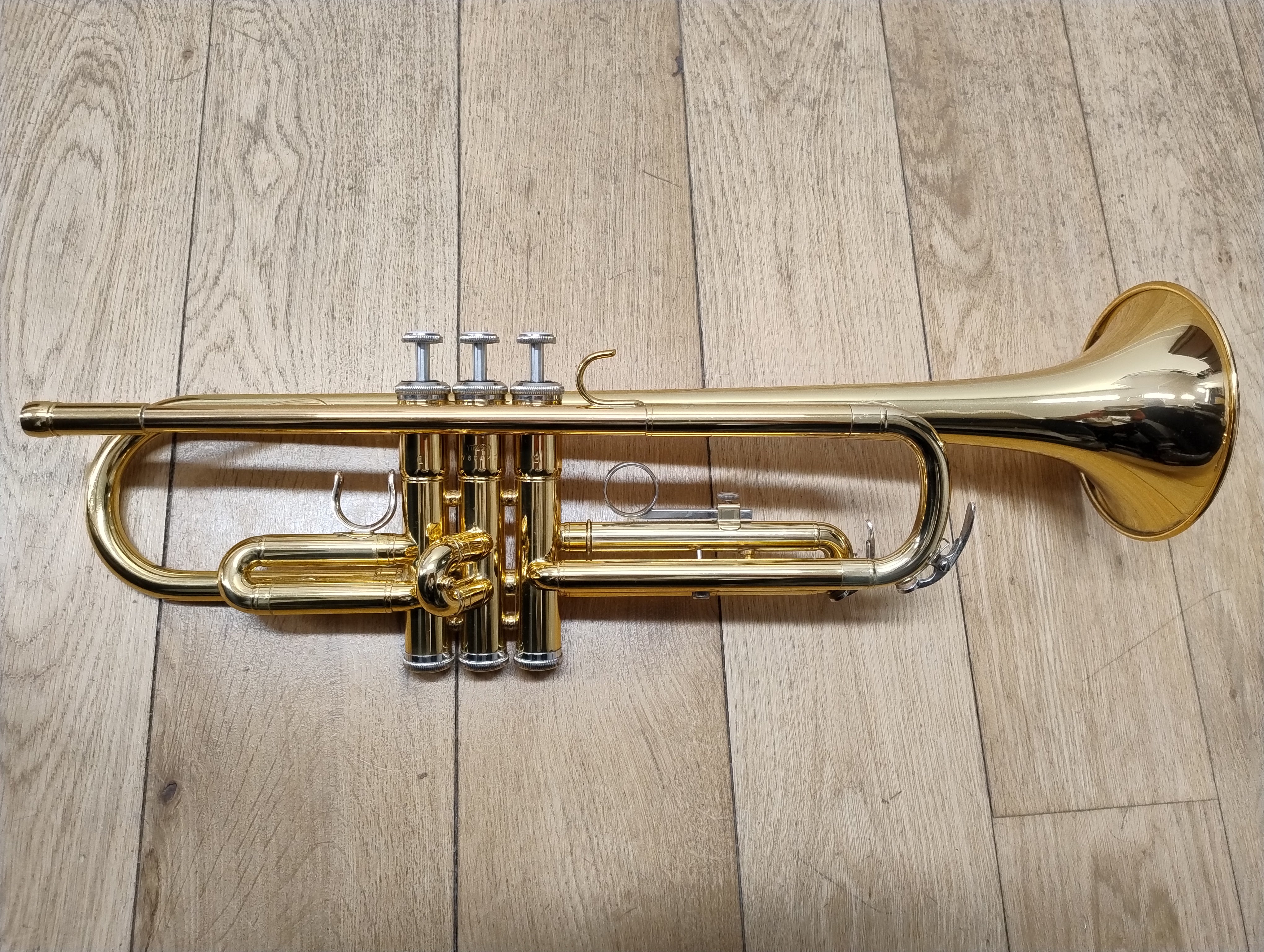 Yamaha YTR2330 Bb Trumpet (Pre-owned)