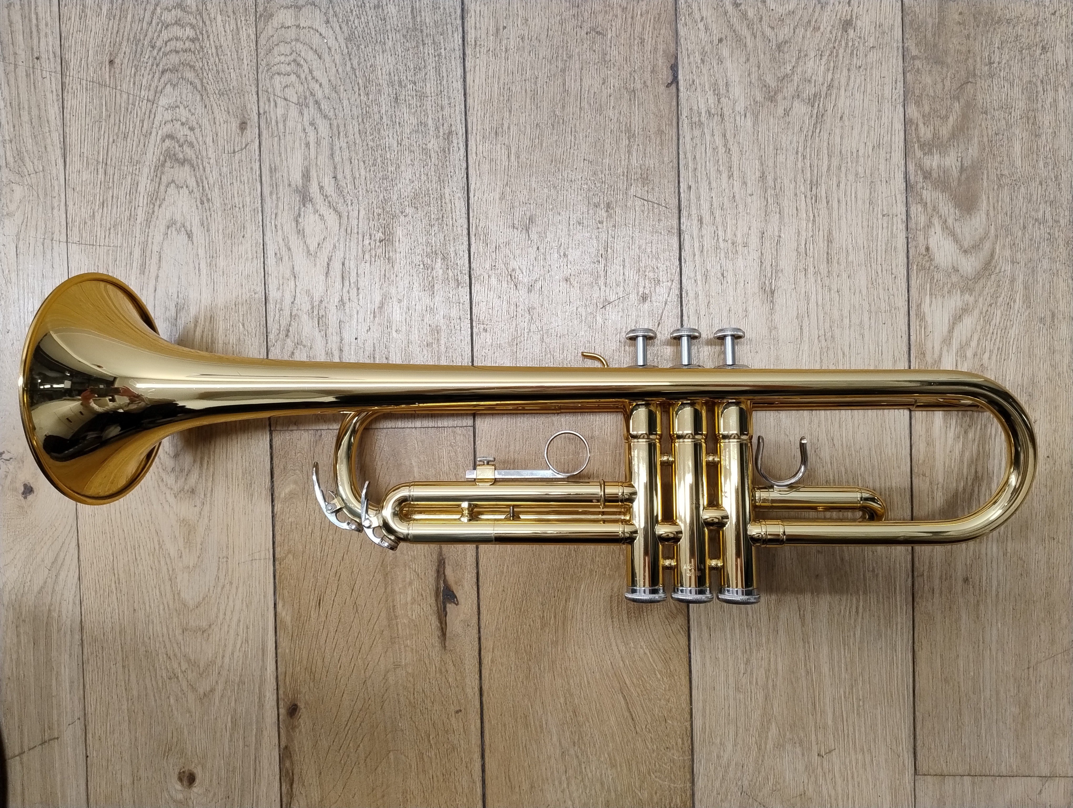 Yamaha YTR2330 Bb Trumpet (Pre-owned)