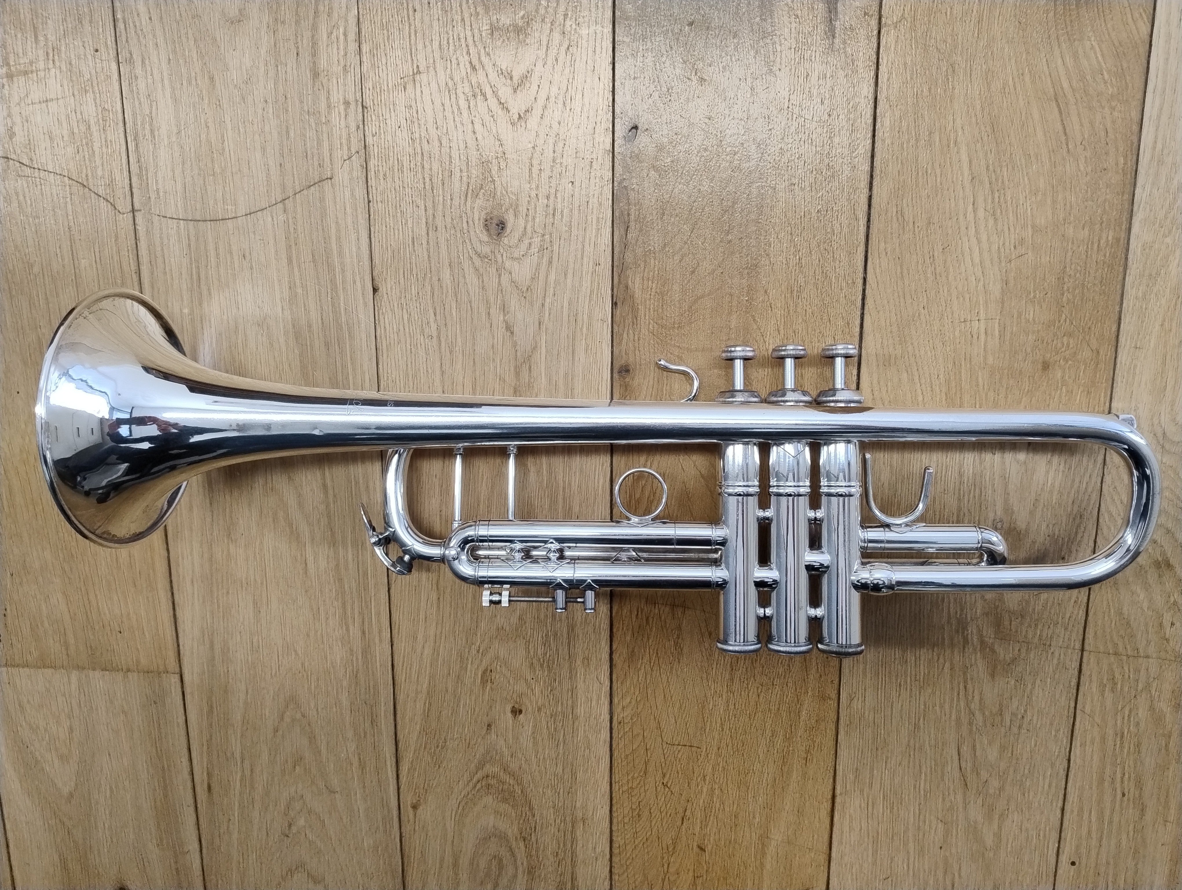Bach Stradivarius LTS180ML37 Bb Trumpet  (Pre-owned)