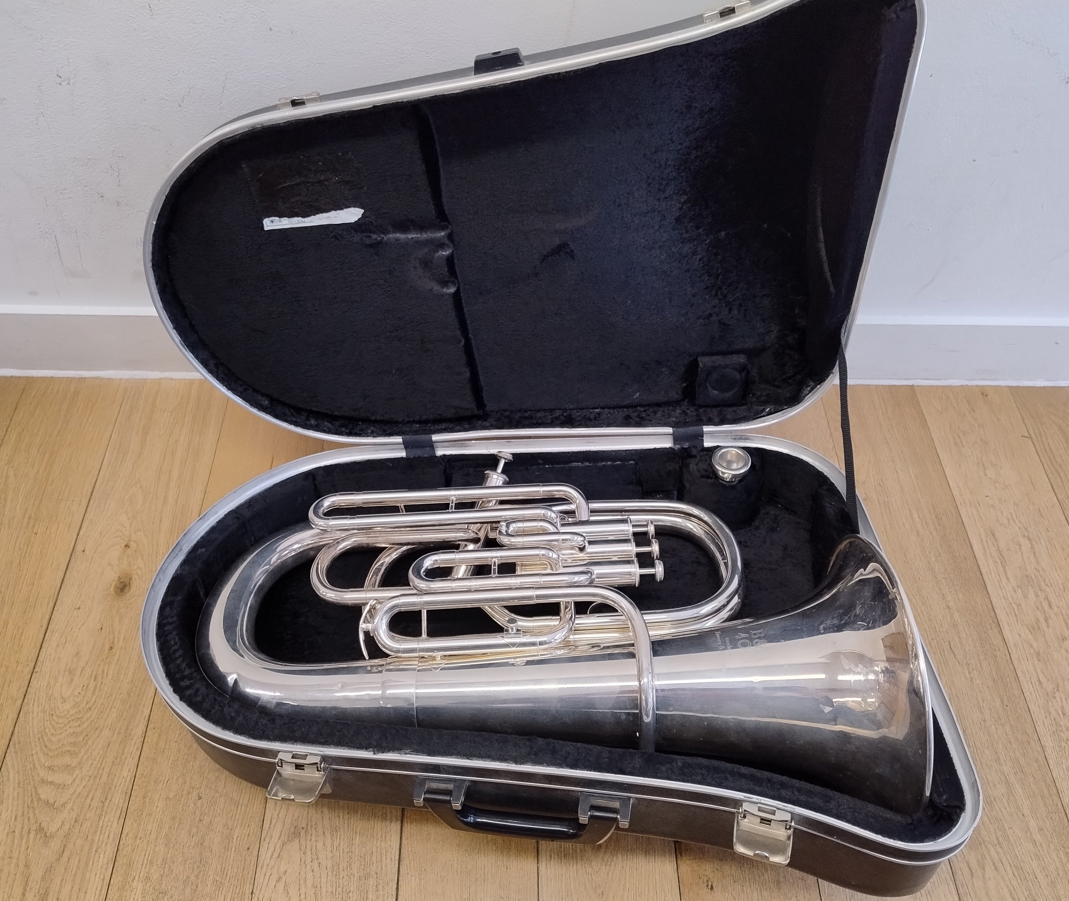 B&H 400 4-Valve Bb Euphonium  (Pre-owned)