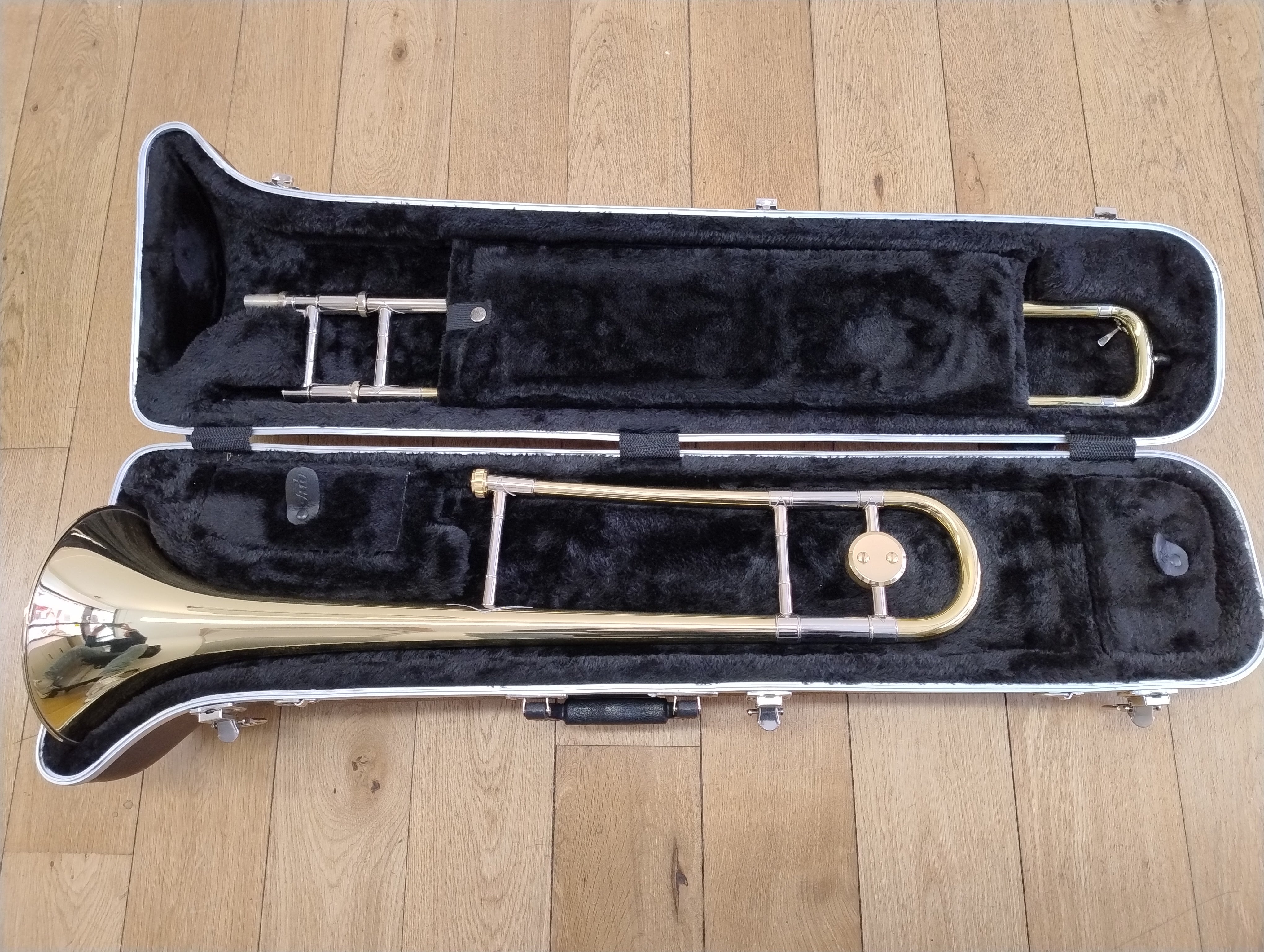Bach Stradivarius 16 Bb Trombone  (Pre-owned)