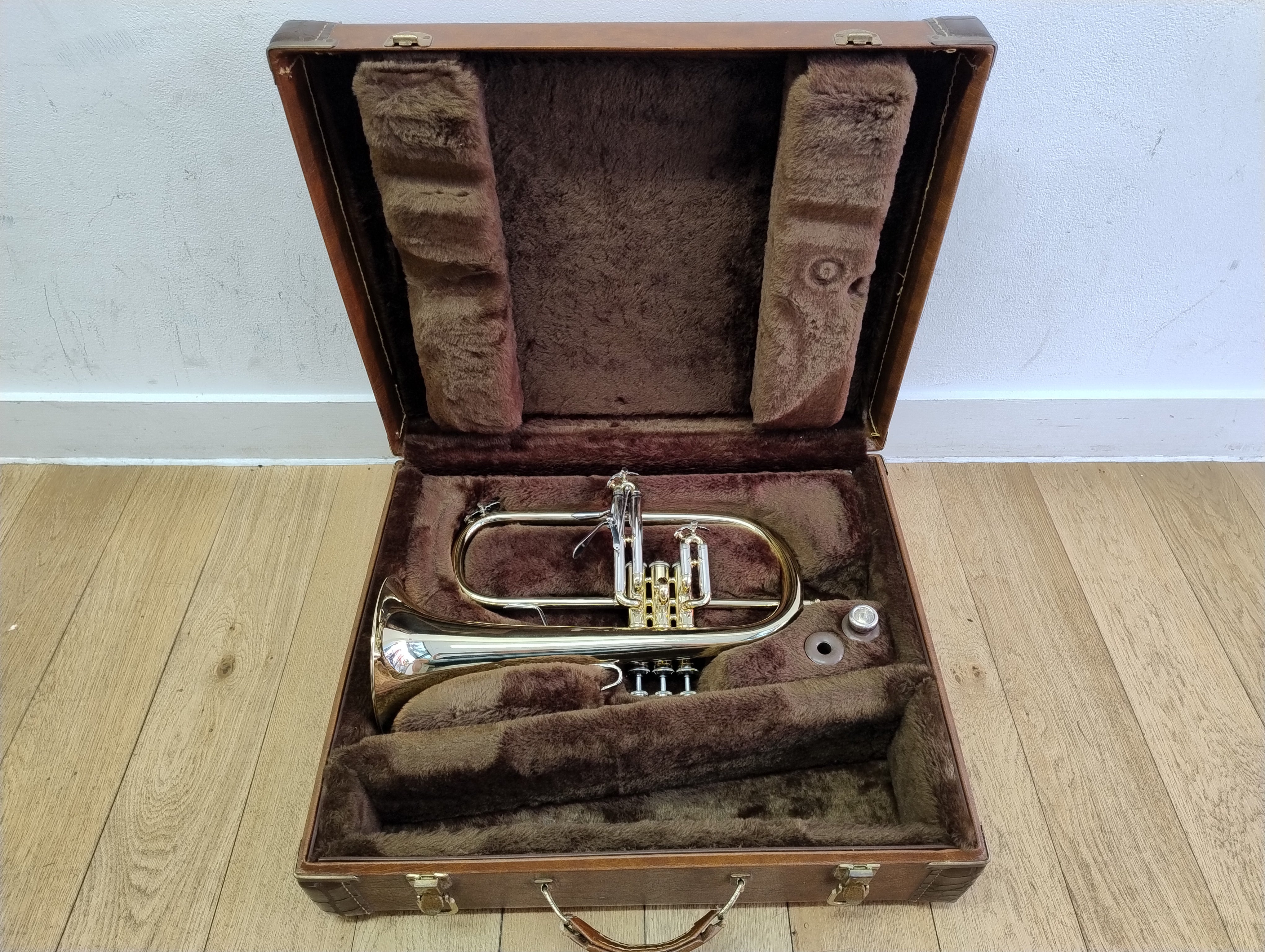 Bach 183 Flugelhorn  (Pre-owned)