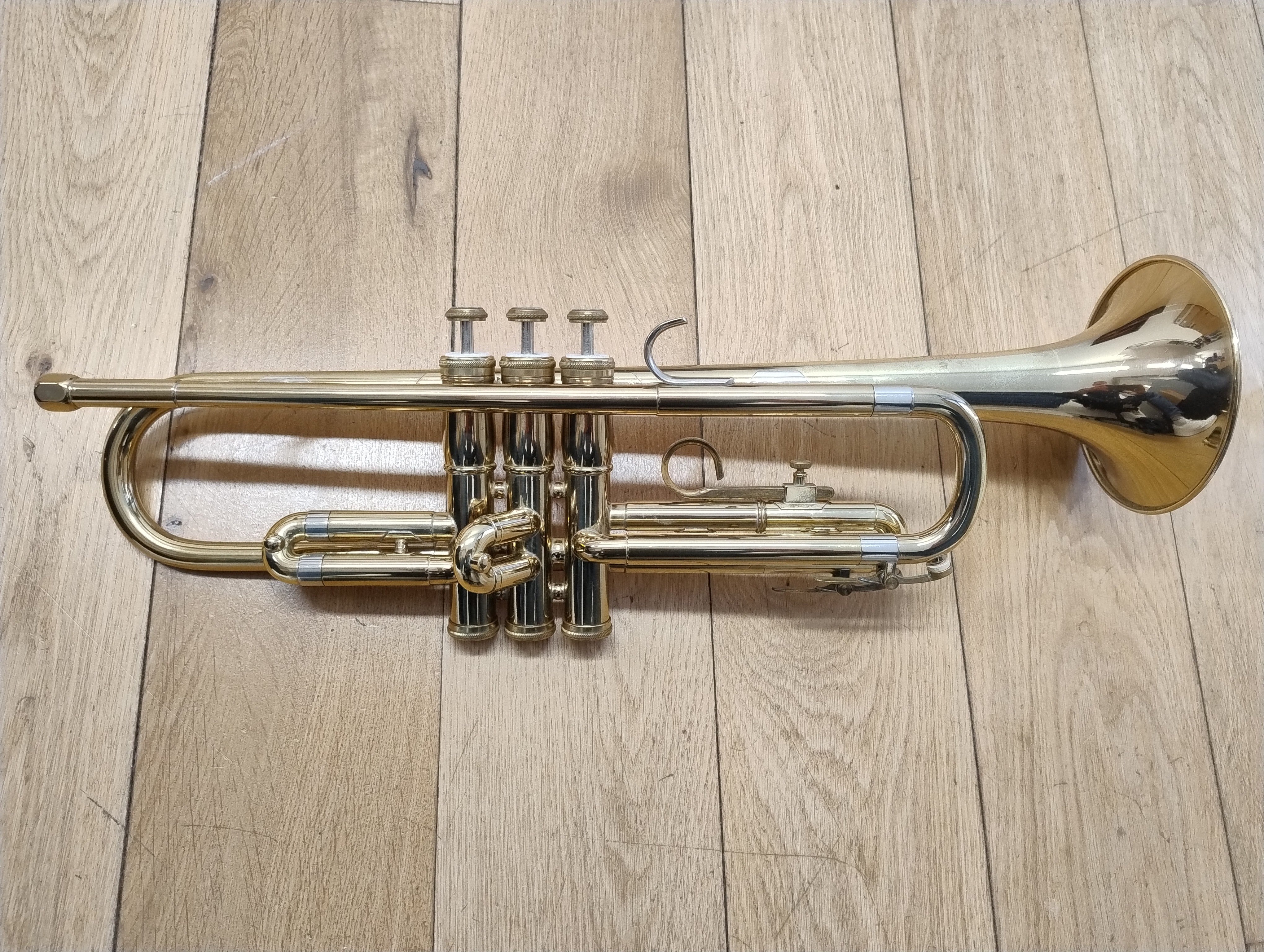 Olds Ambassador Bb Trumpet  (Pre-owned)