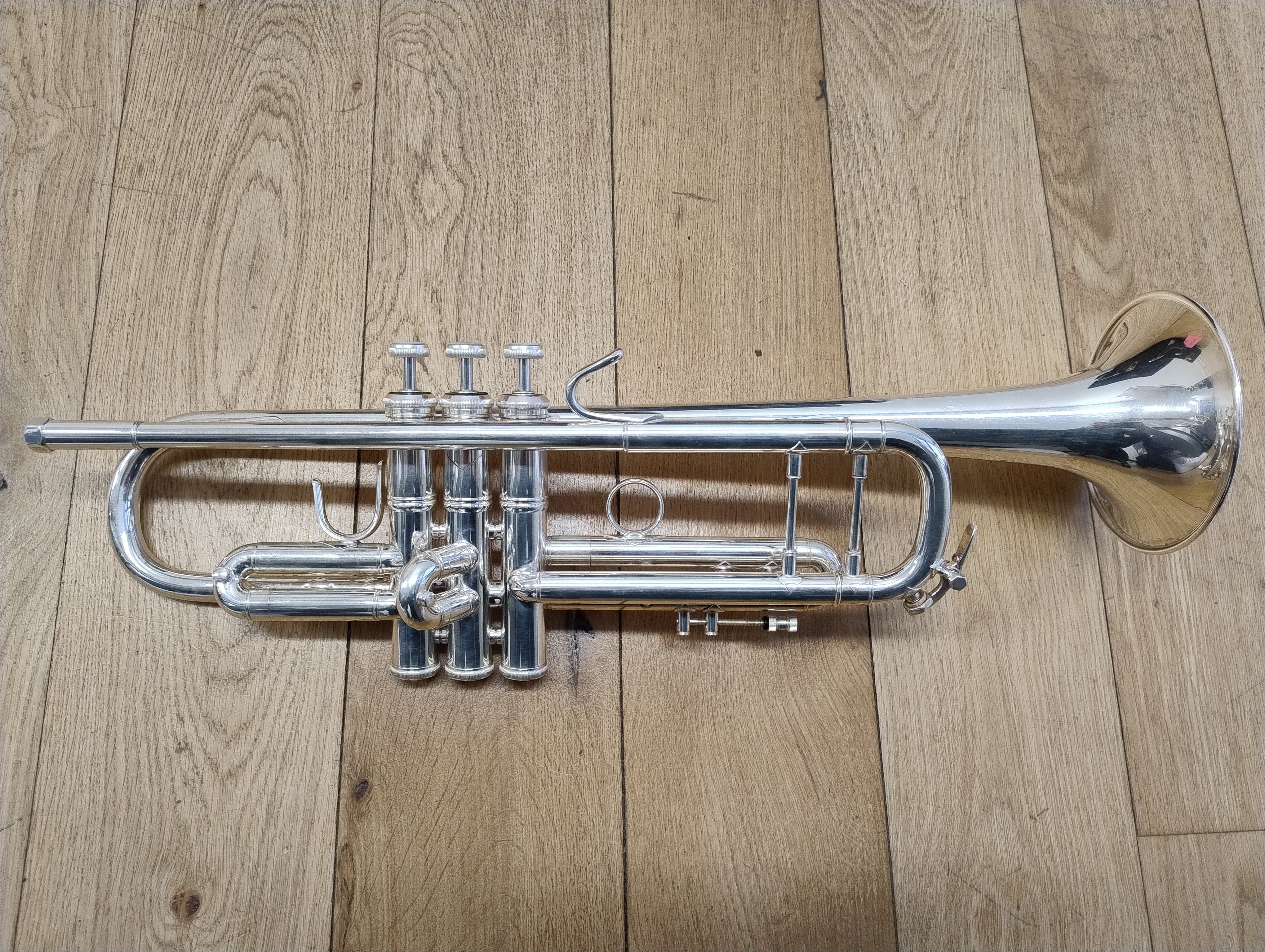 Bach Stradivarius S180ML43 trumpet outfit, used