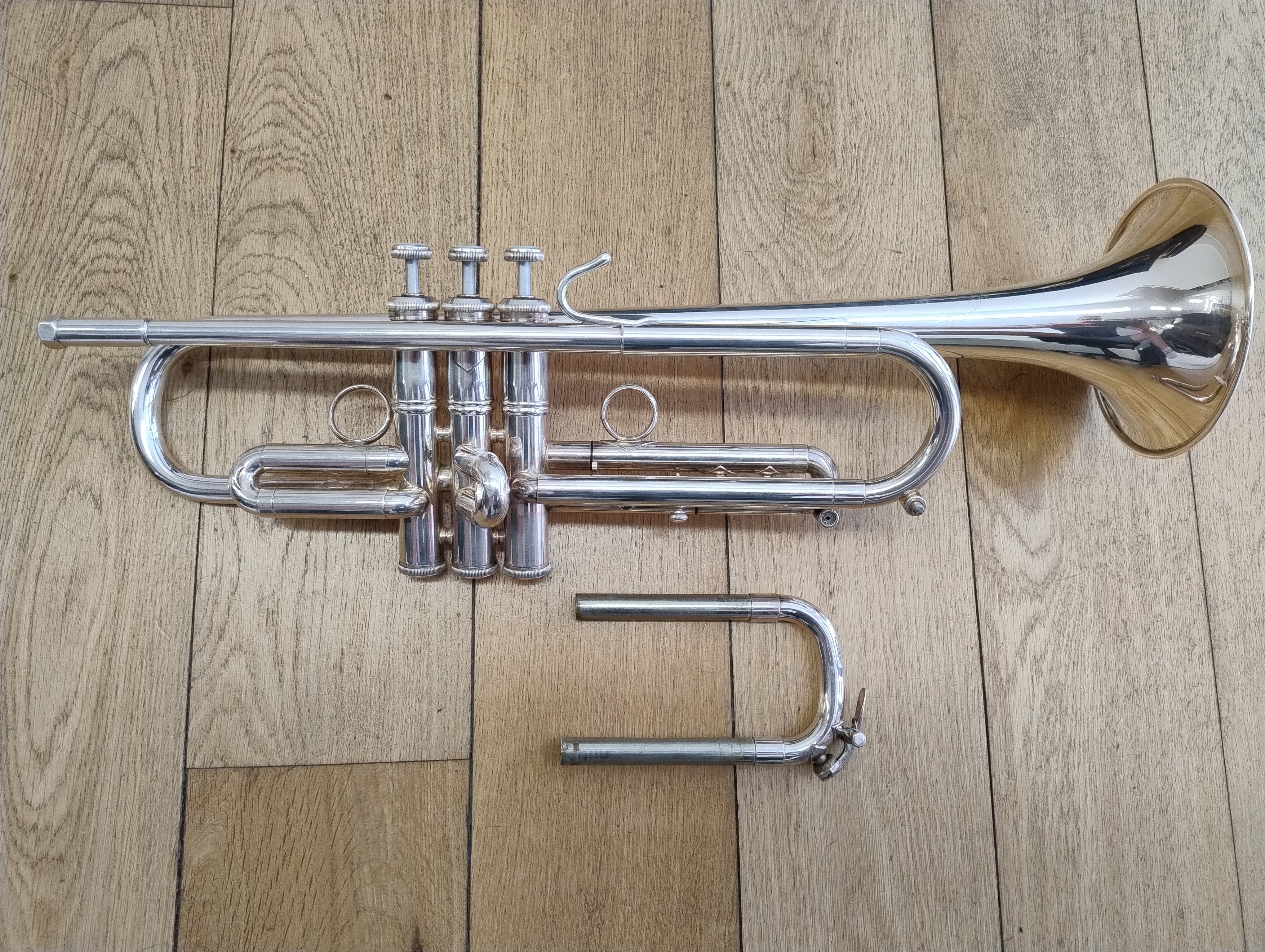 Bach Commercial LT190S1B Bb Trumpet  (Pre-owned)